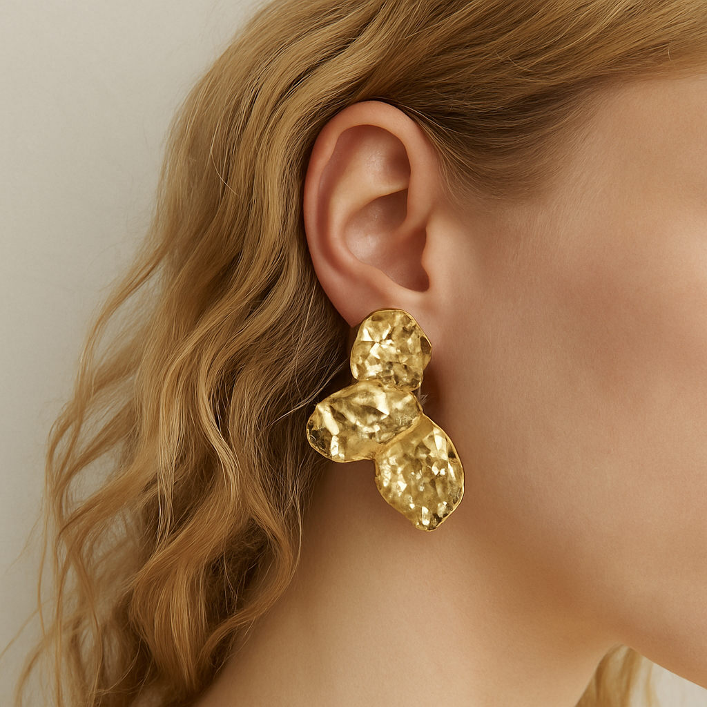 Molten Stud earrings